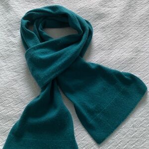 # 3/2 Talbots Teal Cashmere Accessory